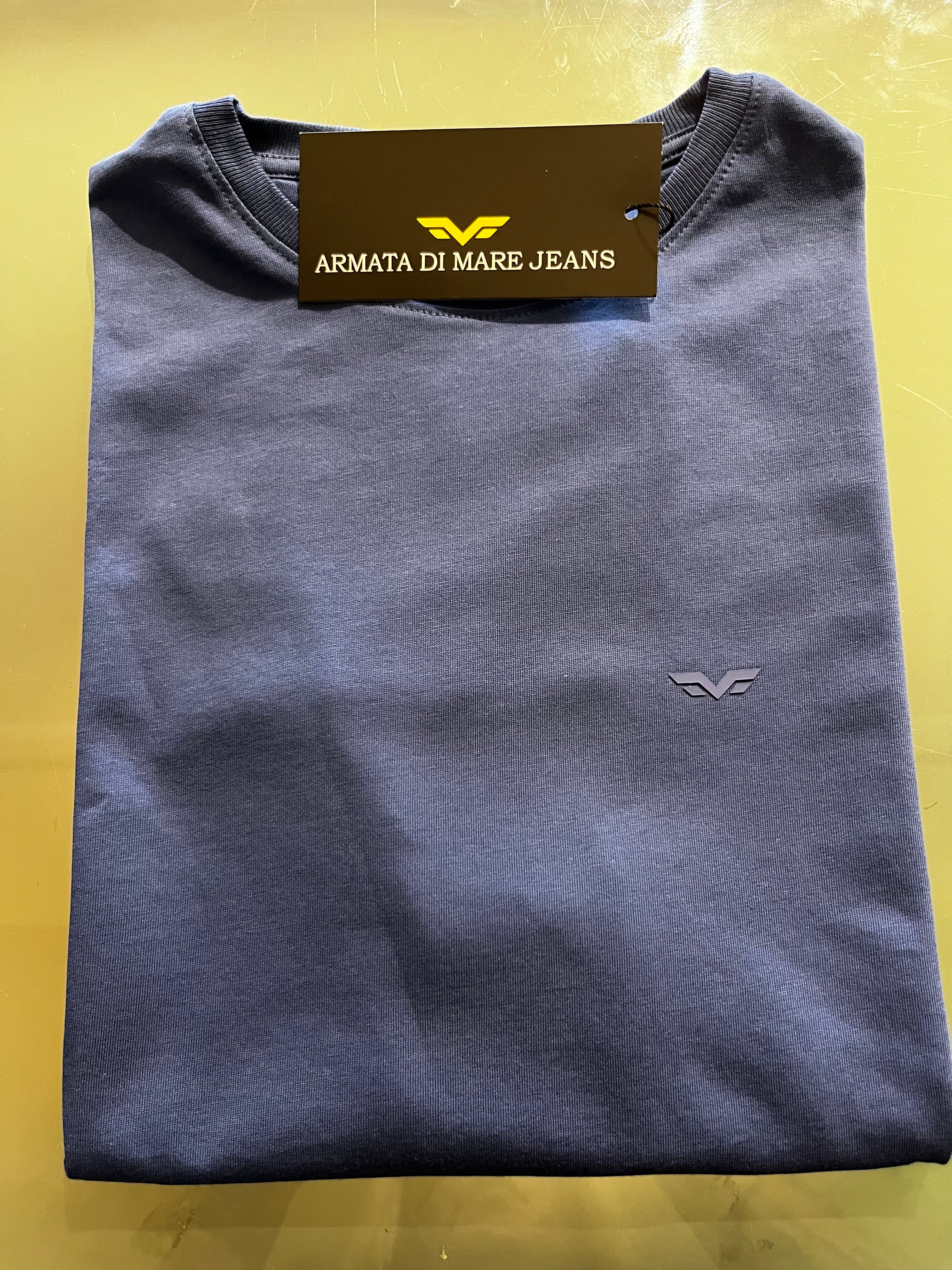 T-shirt uomo armata di mare