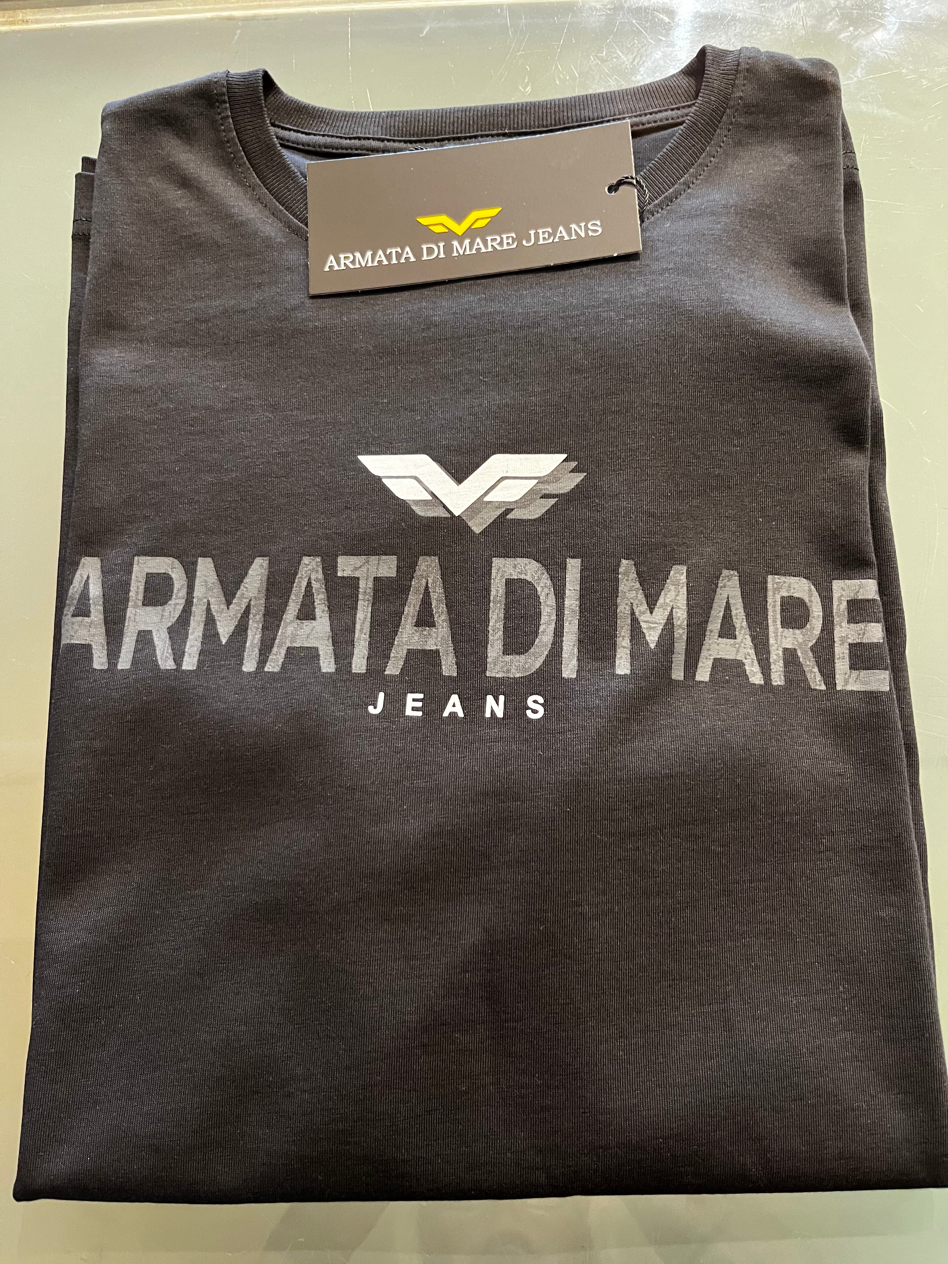 T-shirt uomo armata di mare