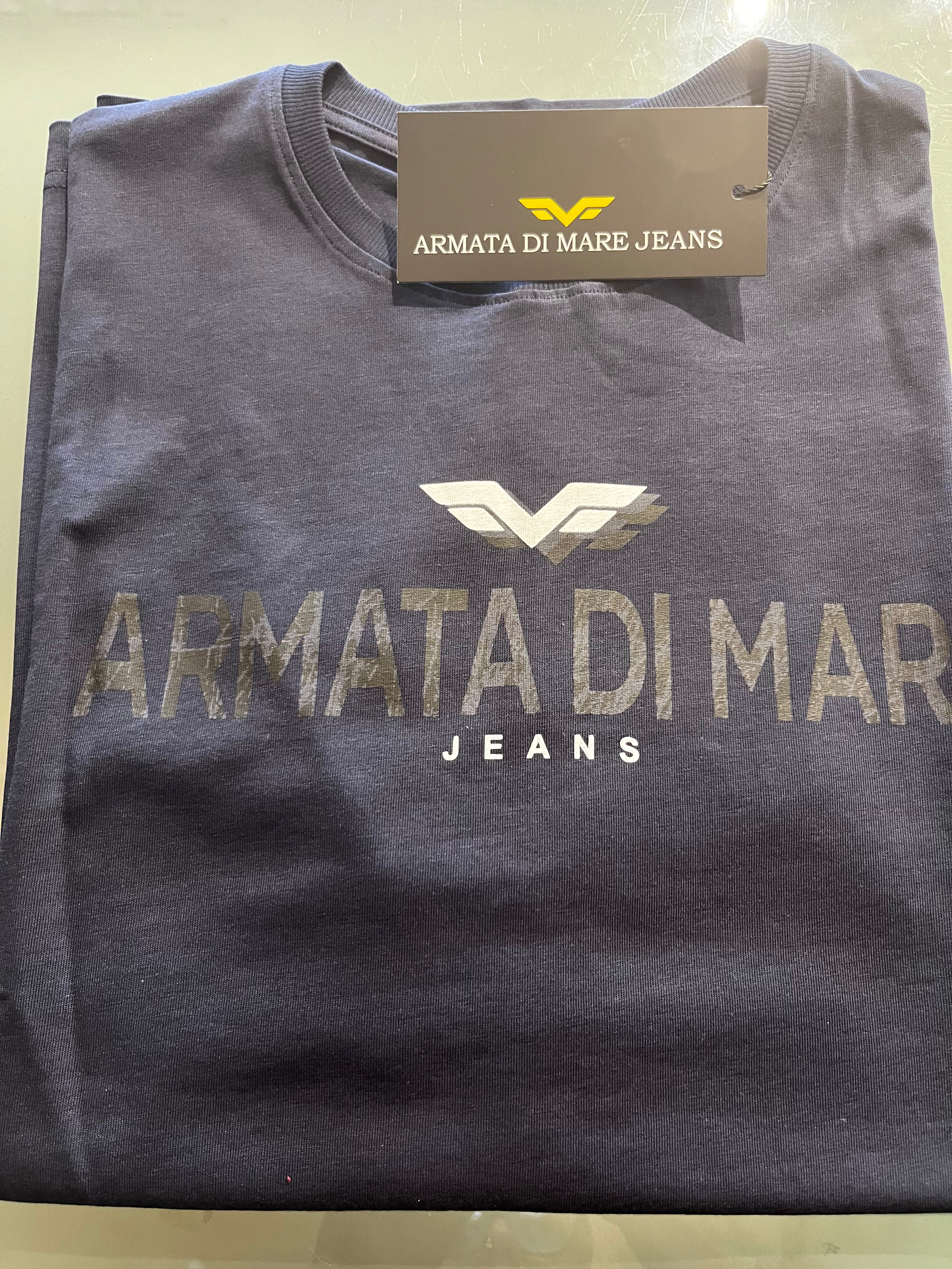 T-shirt uomo armata di mare