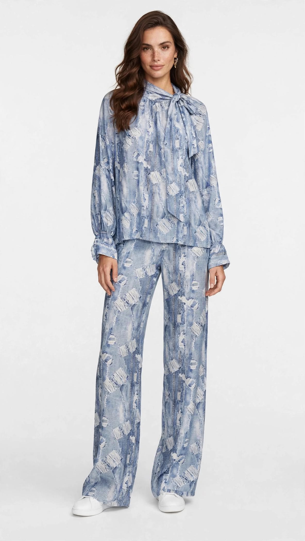 Completo Donna Vicolo - Camicia con Fiocco + Pantalone Palazzo Stampa Denim Azzurro