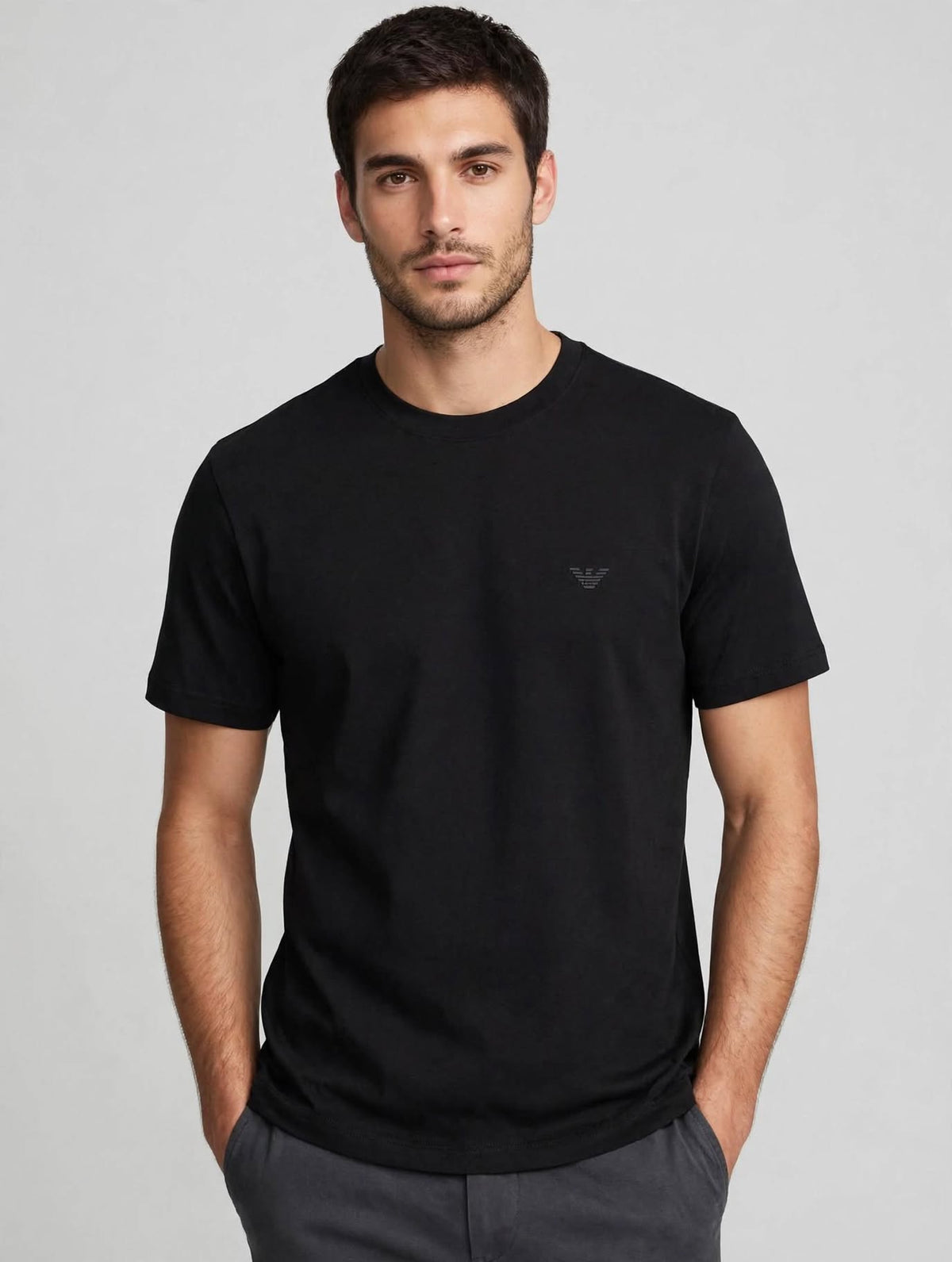 T-Shirt Uomo Emporio Armani Nera - Logo Aquila Piccolo in Rilievo