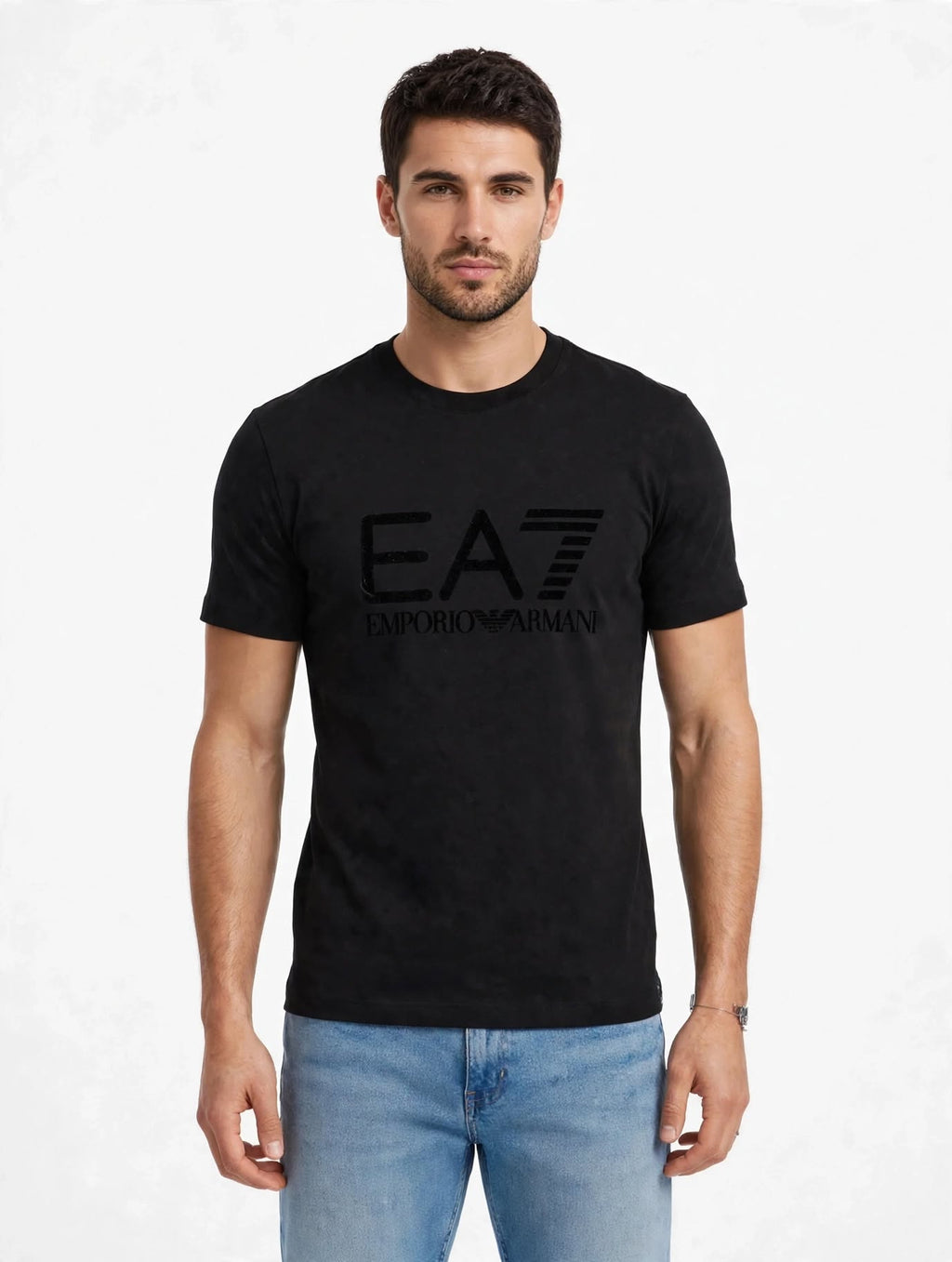 T-Shirt EA7 Emporio Armani Uomo Nera con Maxi Logo Velluto