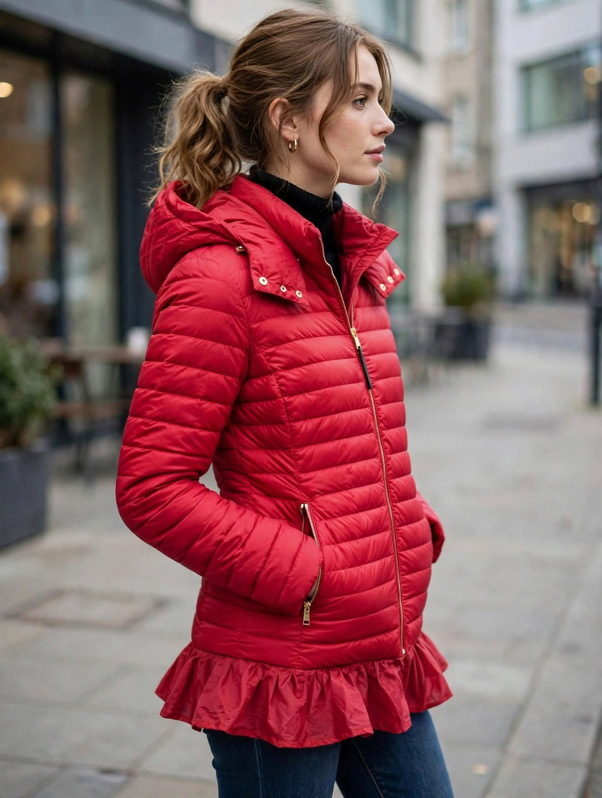 Piumino Donna TWINSET MILANO Lampone Rosso con Balza e Cappuccio