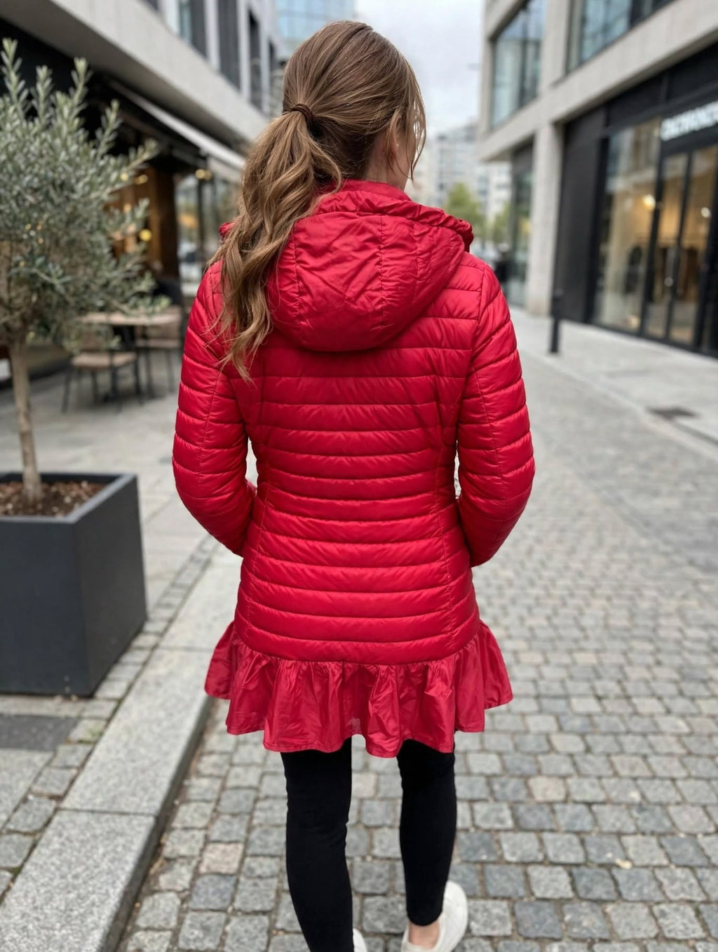 Piumino Donna TWINSET MILANO Lampone Rosso con Balza e Cappuccio