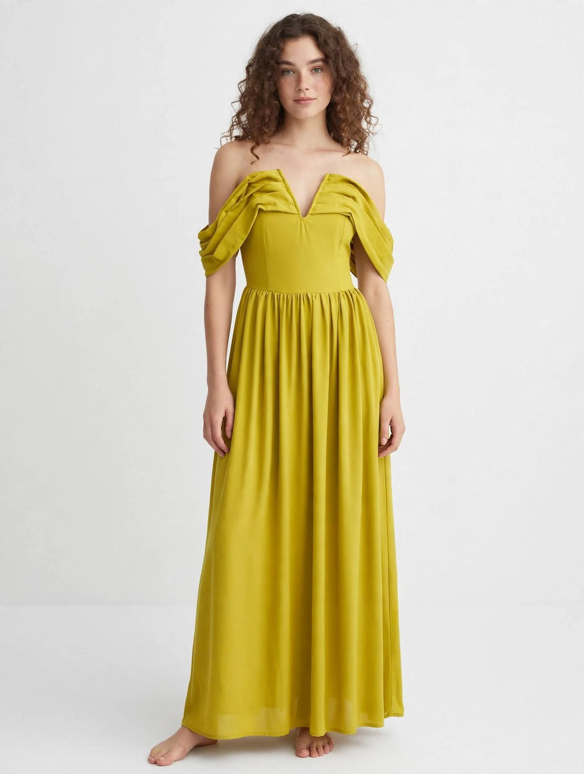 HAVEONE - Abito Lungo Off-Shoulder Verde Acido con Volant e Vita Smock - Maxi Dress