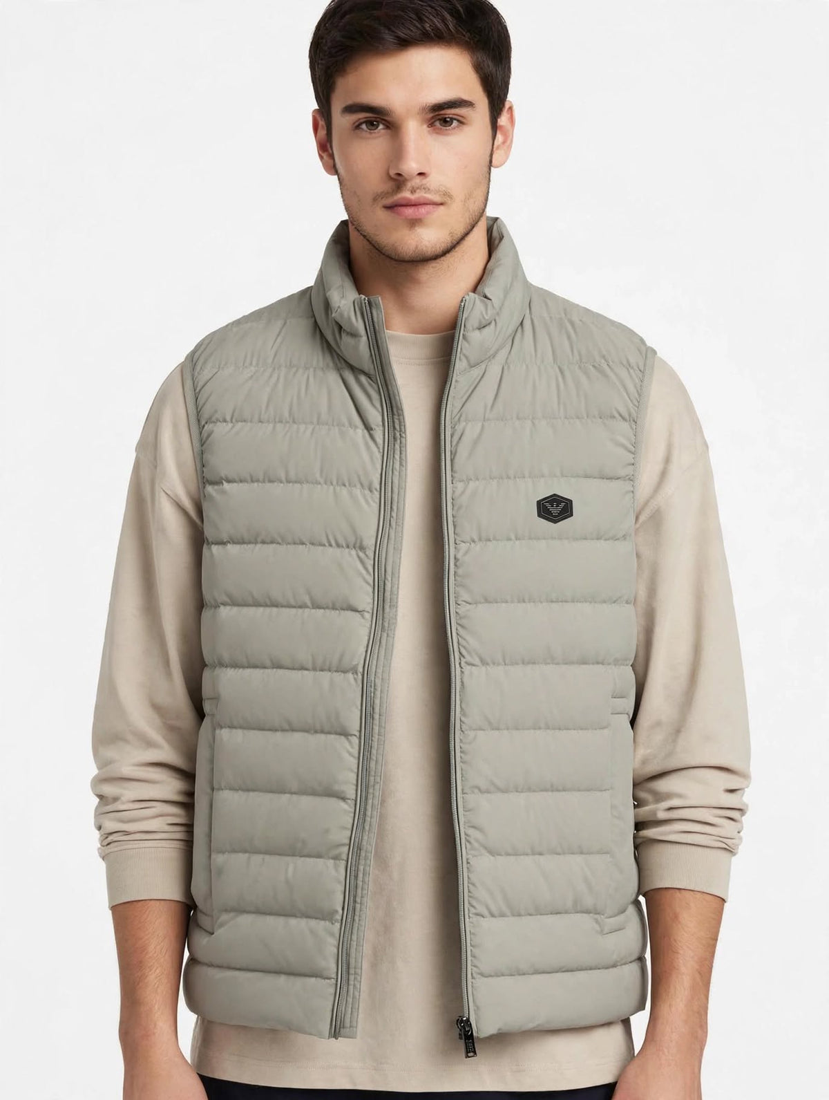Titolo: Emporio Armani Smanicato Trapuntato uomo in piuma - Grigio Ghiaccio