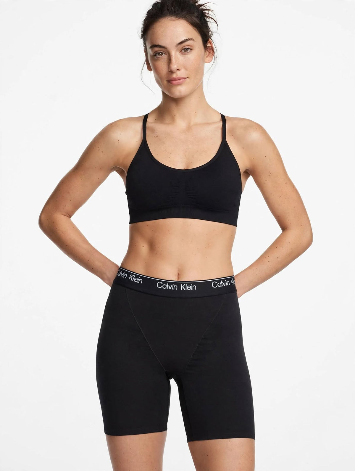 SHORT DONNA CALVIN KLEIN BIKER / BOYSHORT SCRUNCH PUSH-UP - Nero con Elastico Logato