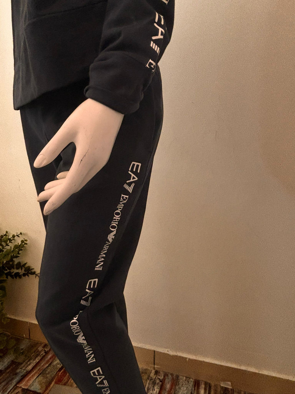 Tuta emporio Armani donna EA7